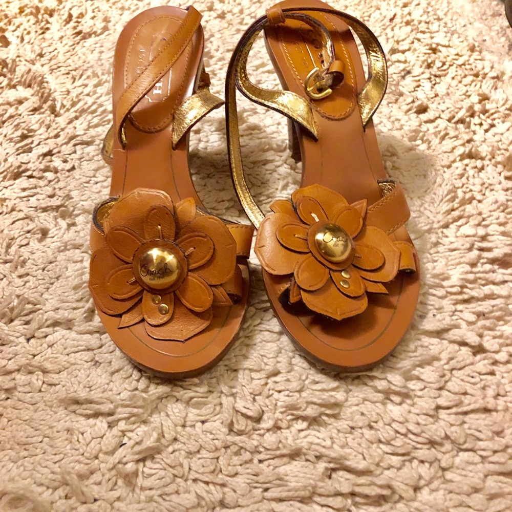 Brand new Coach daisy flower slingback sandals